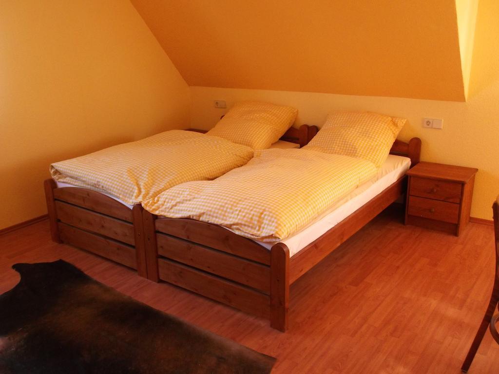 Gasthaus Vogelgarten Eislingen Room photo